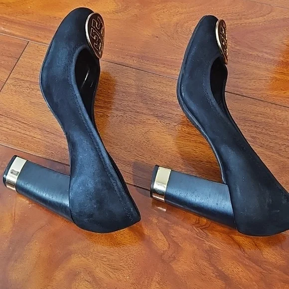 Tory Burch “Maddie” Suede Pumps — Elegant Block Heel Classic Sz 7.5 - Picture 10 of 13